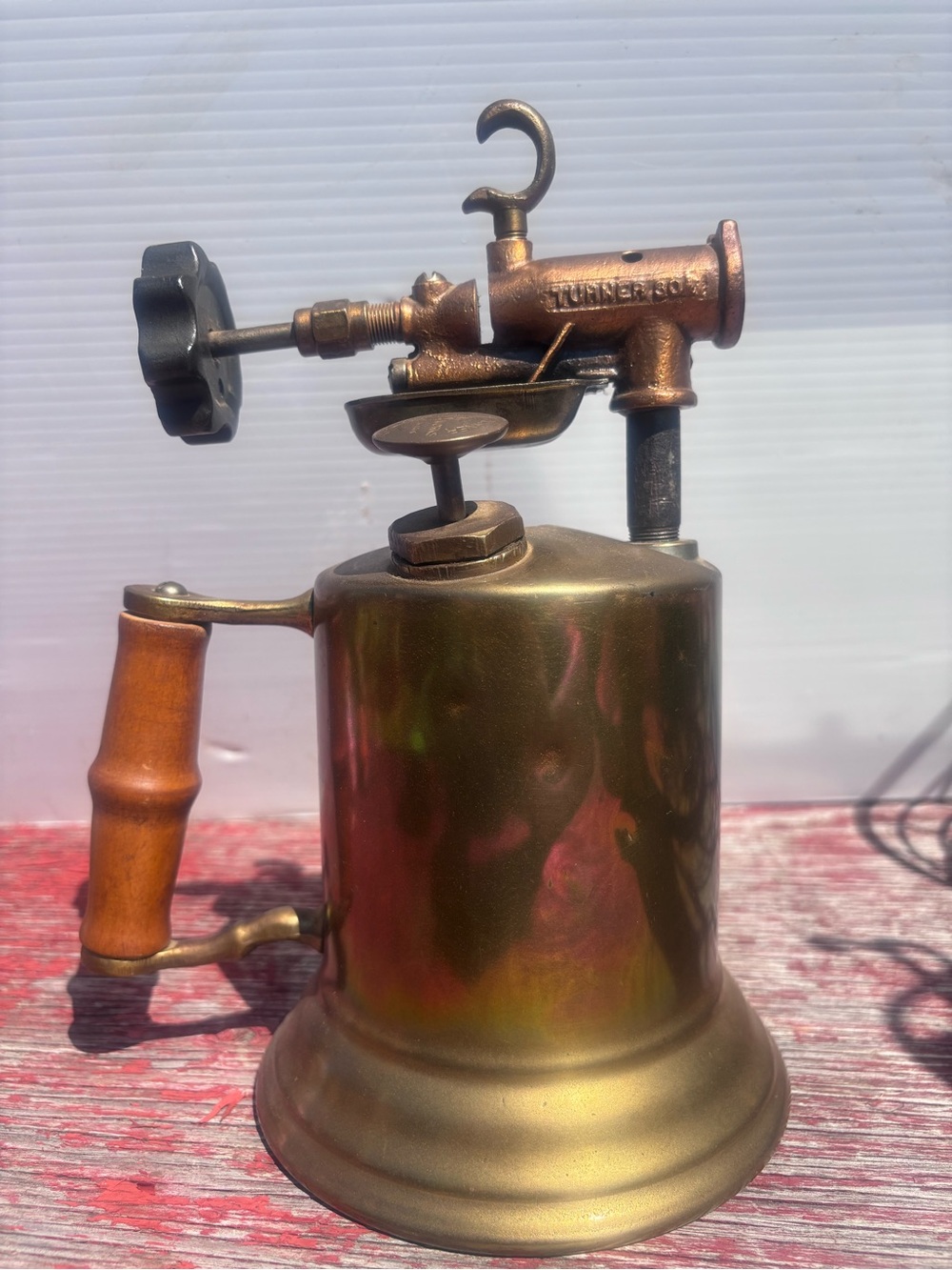 Vintage Turner & co brass blow torch kerosene pressure blow lamp w wood handle